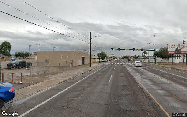 Street view of Dollar General