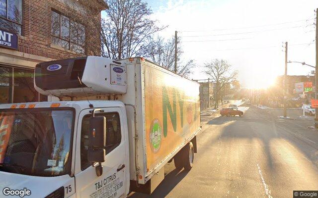 Street view of E & M Deli Grocery