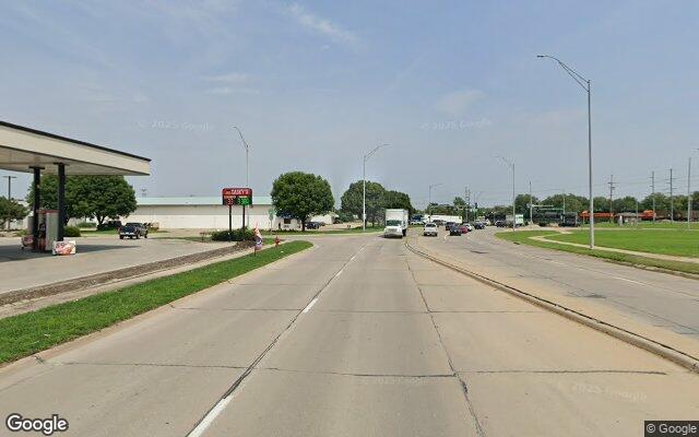 Street view of Walgreens