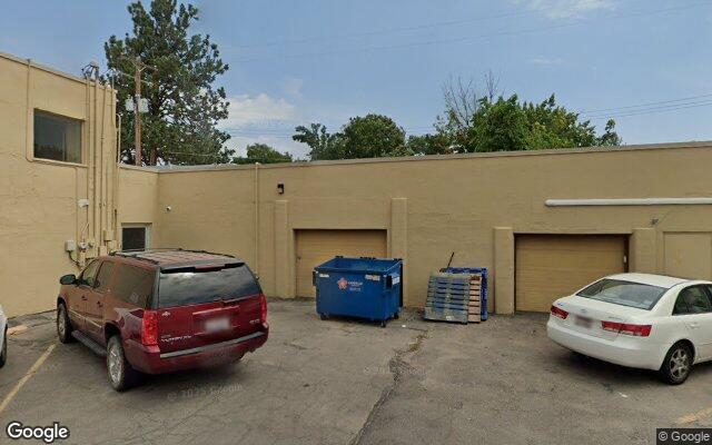 Street view of Foodland Market