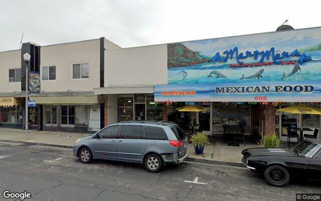 Street view of Veronica's Market