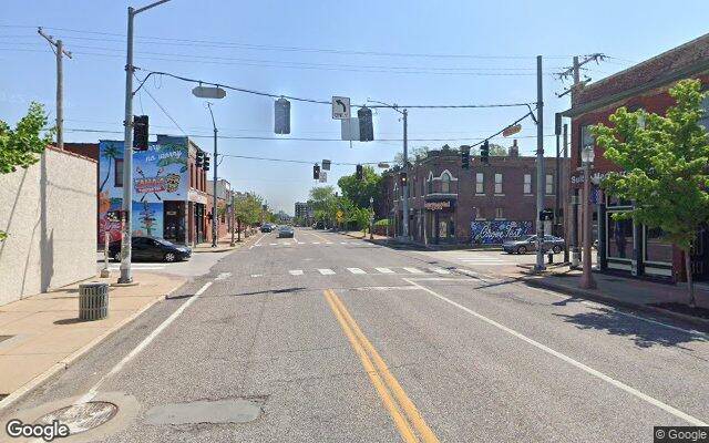 Street view of Chestnut Market