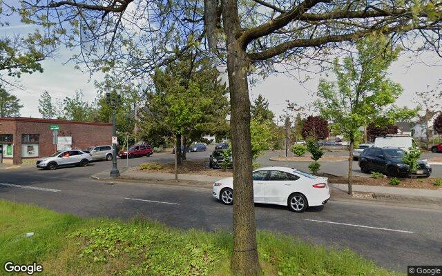 Street view of Vitamin Cottage Natural Food Markets U147