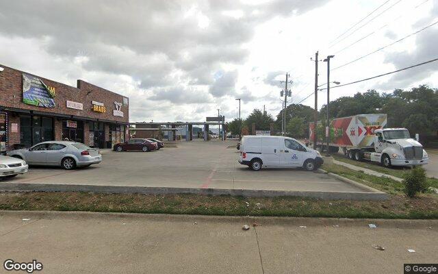 Street view of Popeyes