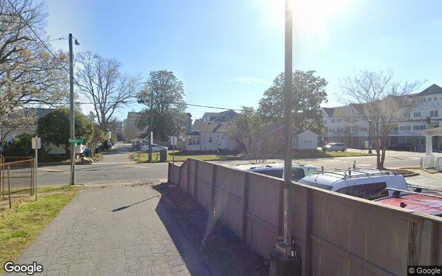 Street view of Freedom Food Mart 7