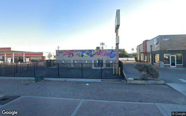 Street view of El Super 10