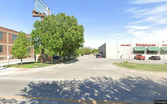 Street view of Walgreens