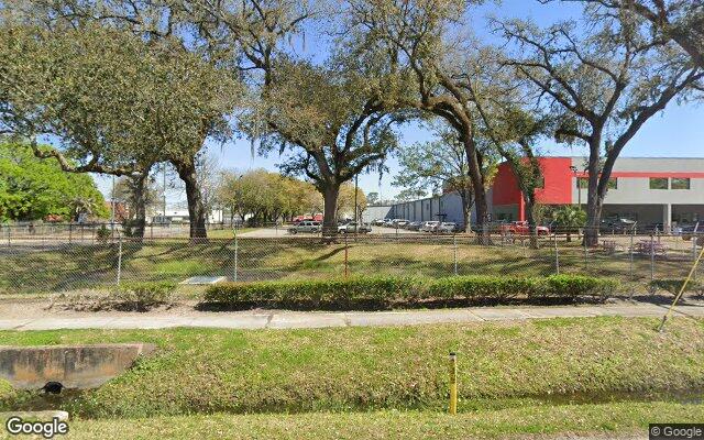 Street view of Quickway