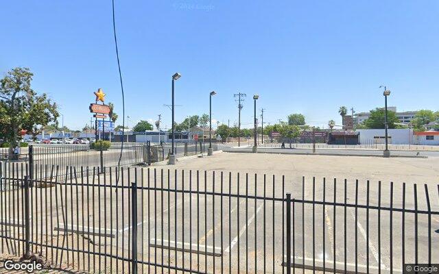 Street view of Fresno Community Market 2