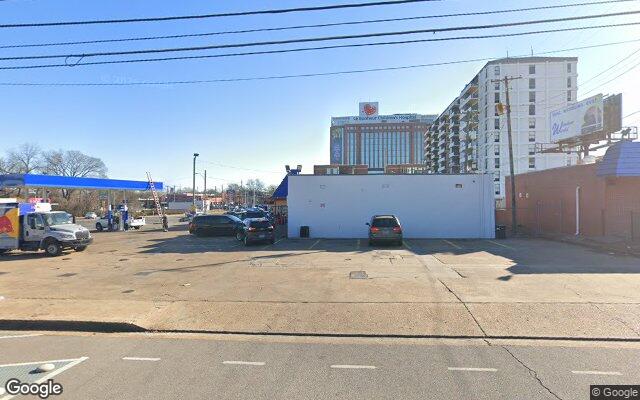 Street view of E-market None