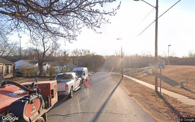 Street view of Braum's