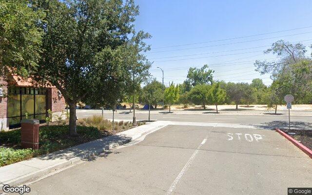 Street view of Wingstop