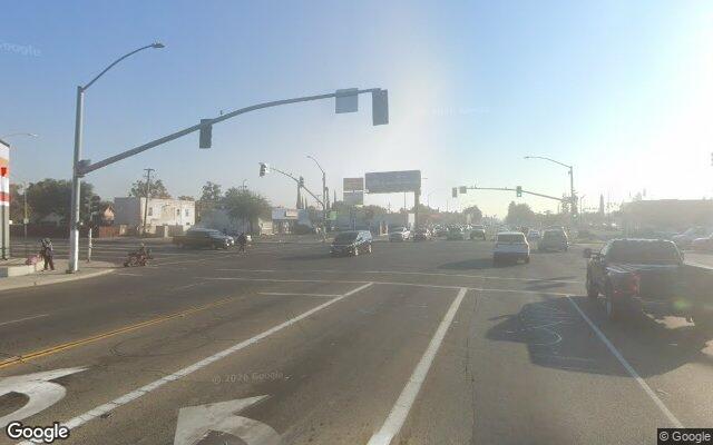 Street view of Uncle Tom's Liquors