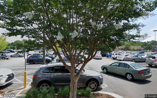 Street view of Harris Teeter