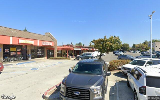 Street view of 7-Eleven