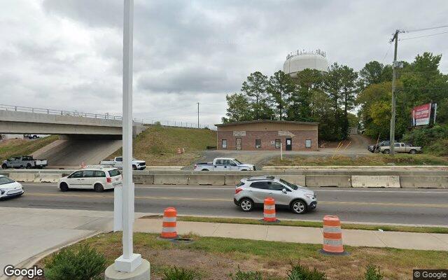 Street view of Freeway Family Fare