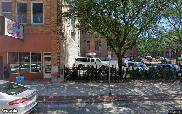 Street view of Lucky's Downtown Market