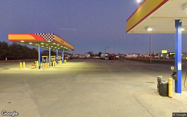 Street view of Huck's