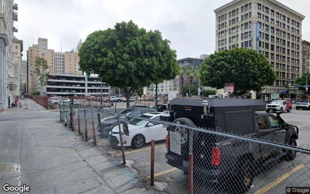 Street view of Apple Market And Smoke Shop