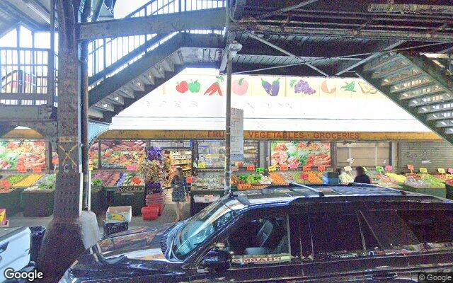 Street view of 7-Eleven Store