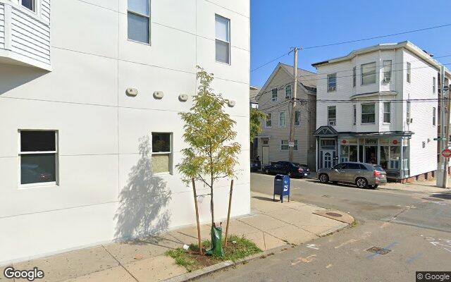 Street view of Trenton St Market