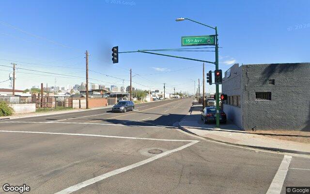 Street view of Kings Grocery