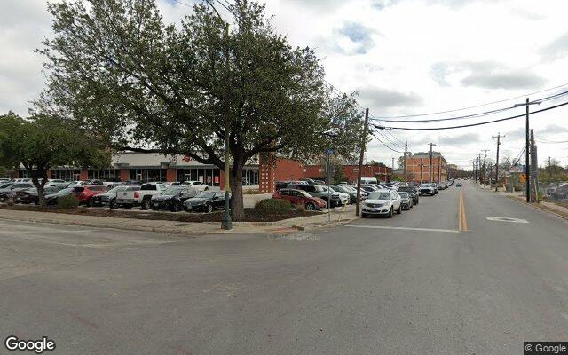 Street view of Flowers Bakery Outlet