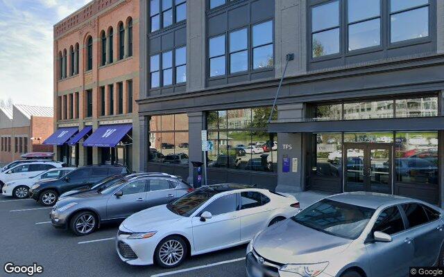 Street view of University of Washington Tacoma Husky Ma