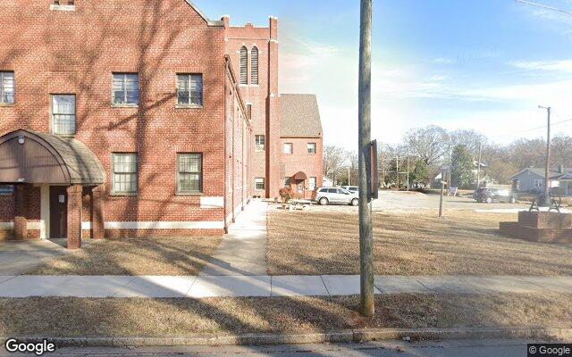 Street view of Glenwood People's Market